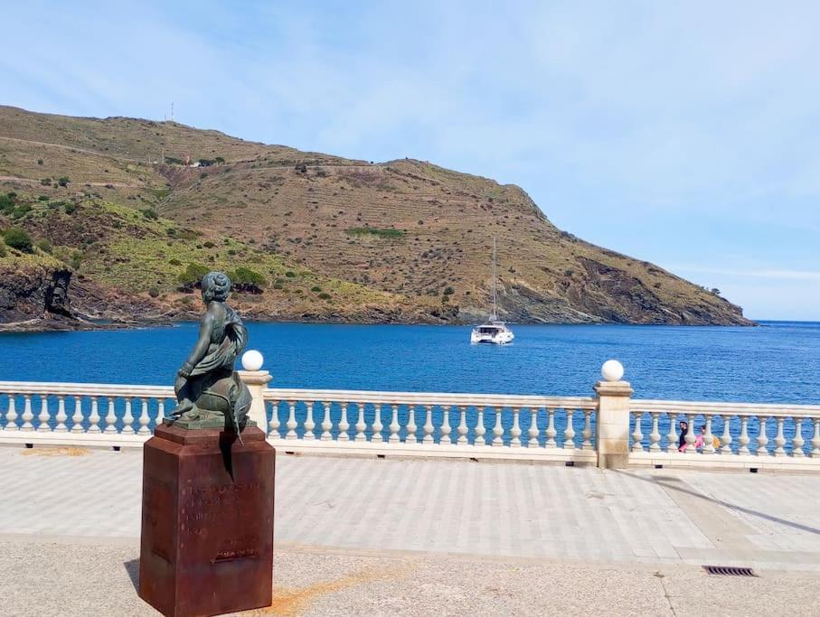 Paraiso De La Costa Brava Portbou Luaran gambar